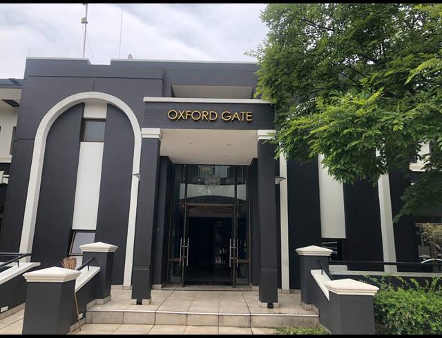 639M² OFFICE TO LET IN HYDE PARK